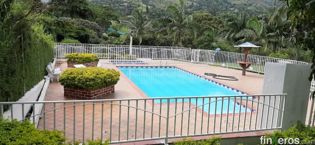 Finca #1303 Copacabana - Finca en Copacabana, Antioquia